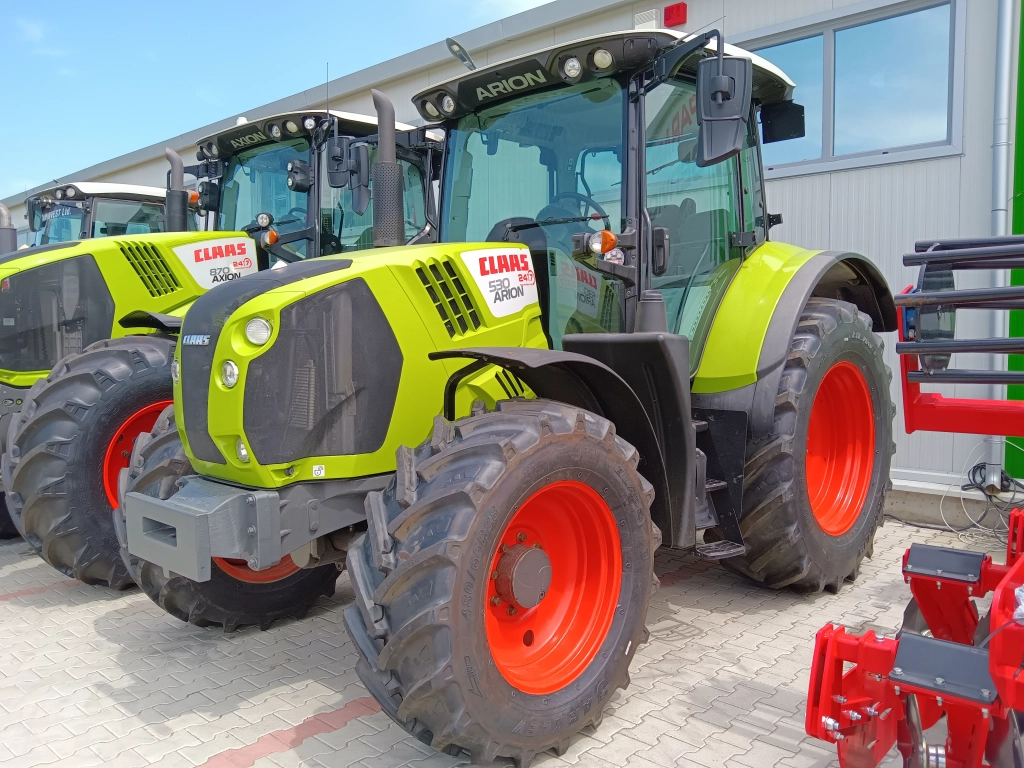 ТРАКТОР CLAAS ARION 530